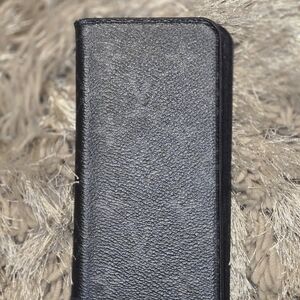 Louis Vuitton Black Textured Leather Folio Phone Cover